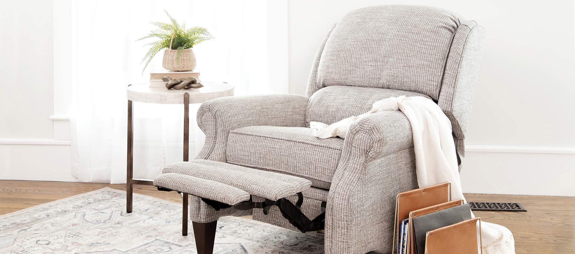 smith brothers 710 fabric recliner